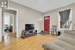 227 BRIDGE AVENUE | Windsor Ontario | Slide Image Four