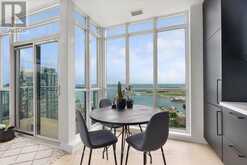PH06 - 15 ICEBOAT TERRACE | Toronto Ontario | Slide Image Seventeen