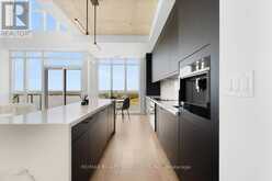 PH06 - 15 ICEBOAT TERRACE | Toronto Ontario | Slide Image Twelve
