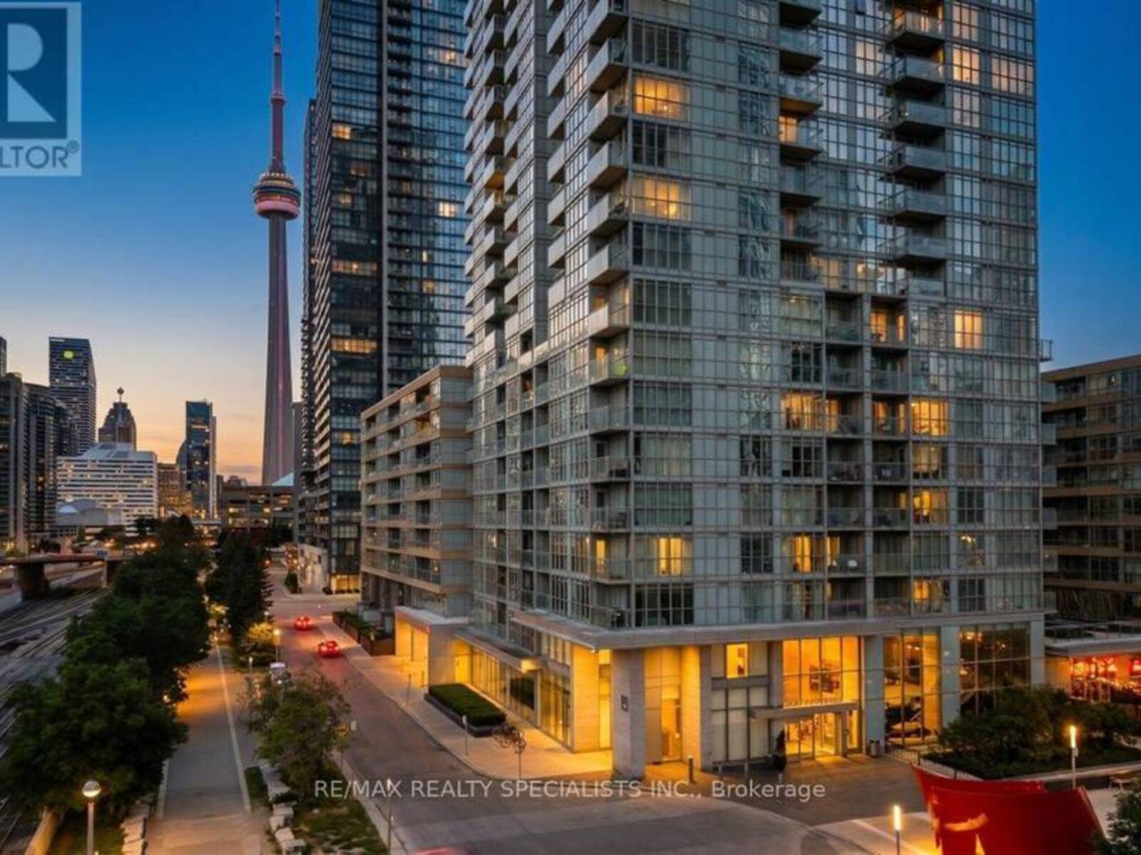 PH06 - 15 ICEBOAT TERRACE, Toronto, Ontario M5V 4A5