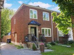 69 HERTLE AVENUE Toronto Ontario, M4L 2T3