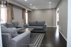 24 SWEET CLOVER CRESCENT | Brampton Ontario | Slide Image Ten