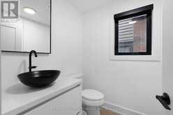 997 MOUNT PLEASANT ROAD | Toronto Ontario | Slide Image Nineteen