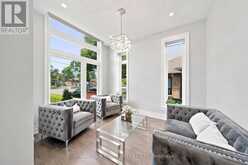 59 CYNTHIA ROAD | Toronto Ontario | Slide Image Six
