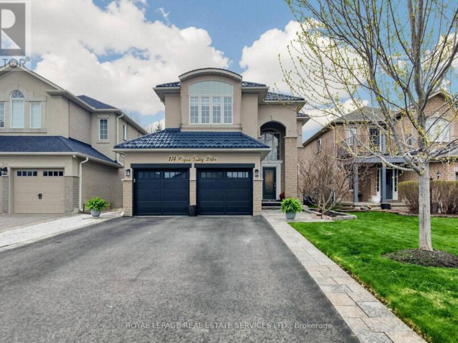 174 ROYAL VALLEY DRIVE, Caledon, Ontario L7C 1C9