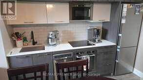 339 - 4800 HIGHWAY 7 W | Vaughan Ontario | Slide Image Eight