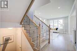 99 KENNETH ROGERS CRESCENT | East Gwillimbury Ontario | Slide Image Nine