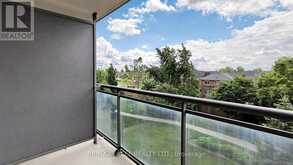 318 - 310 RED MAPLE ROAD | Richmond Hill Ontario | Slide Image Twenty-two