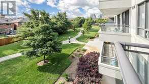318 - 310 RED MAPLE ROAD | Richmond Hill Ontario | Slide Image Twenty-four
