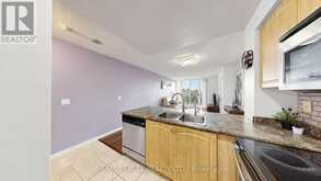 318 - 310 RED MAPLE ROAD | Richmond Hill Ontario | Slide Image Eight