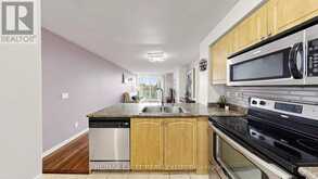 318 - 310 RED MAPLE ROAD | Richmond Hill Ontario | Slide Image Nine