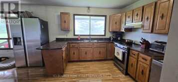1527 HIGHWAY 11 W | Cochrane Ontario | Slide Image Seven