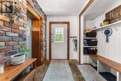59 HIGH STREET | Georgina Ontario | Slide Image Seven
