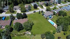 31 FAIRWAY CRESCENT | Wasaga Beach Ontario | Slide Image Seven