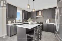 36 FELHAZI TRAIL | Angus Ontario | Slide Image Nine