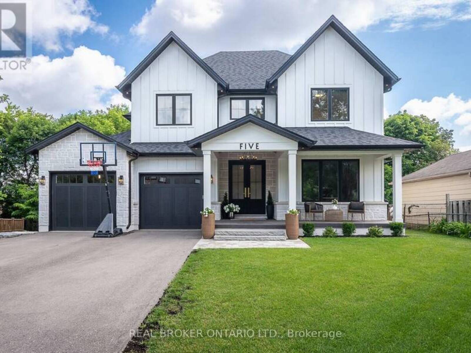 5 ARLETTA STREET, Halton Hills, Ontario L7G 3J2