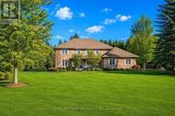17 BRIDLE PATH | Puslinch Ontario | Slide Image One
