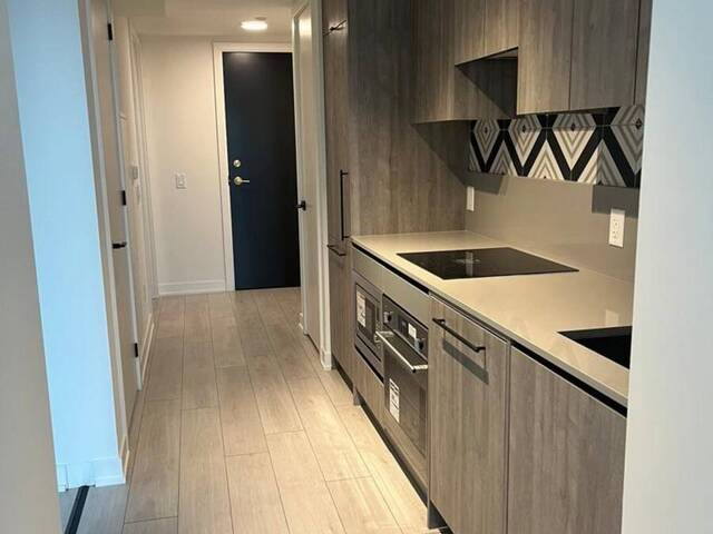 406 - 5 LAKEVIEW AVENUE Toronto Ontario, M6J 0H3 - 1 Bedroom Condo For Sale