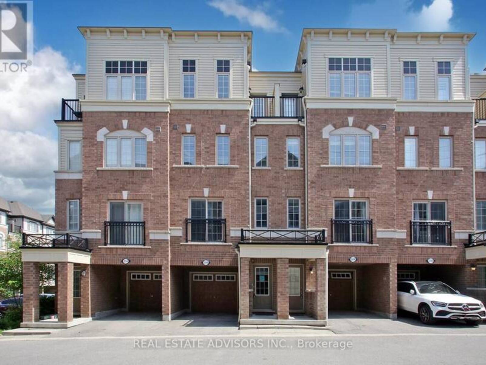 169 - 2696 DEPUTY MINISTER PATH, Oshawa, Ontario L1H 7K4