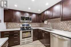 1211 - 20 HARDING BOULEVARD W | Richmond Hill Ontario | Slide Image Twenty-three