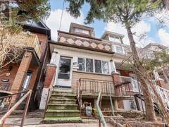 97 PENDRITH STREET Toronto Ontario, M6G 1R8