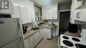 102 DALEWOOD AVENUE | Hamilton Ontario | Slide Image Nine