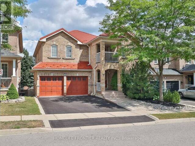 110 RED RIVER CRESCENT Newmarket Ontario, L3X 2R1 - 4 Bedrooms Home For Sale