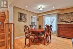 110 RED RIVER CRESCENT | Newmarket Ontario | Slide Image Seventeen