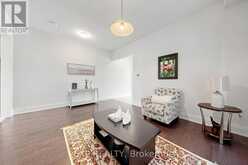 9 BACKHOUSE DRIVE | Richmond Hill Ontario | Slide Image Eighteen