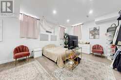 9 BACKHOUSE DRIVE | Richmond Hill Ontario | Slide Image Forty-three