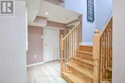 24 CONNAUGHT LANE | Barrie Ontario | Slide Image Twenty-nine