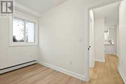 1012 NORTH SHORE BOULEVARD E | Burlington Ontario | Slide Image Thirteen