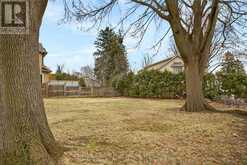 1012 NORTH SHORE BOULEVARD E | Burlington Ontario | Slide Image Forty-three
