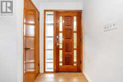 19 LANTOS COURT | Toronto Ontario | Slide Image Six