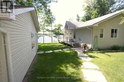 27 HILLCREST AVENUE | Kawartha Lakes Ontario | Slide Image Three