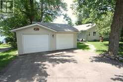 27 HILLCREST AVENUE | Kawartha Lakes Ontario | Slide Image Five