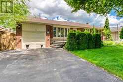 1607 EWALD ROAD | Mississauga Ontario | Slide Image Two