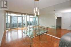 SPH22 - 600 QUEENS QUAY W | Toronto Ontario | Slide Image Nine