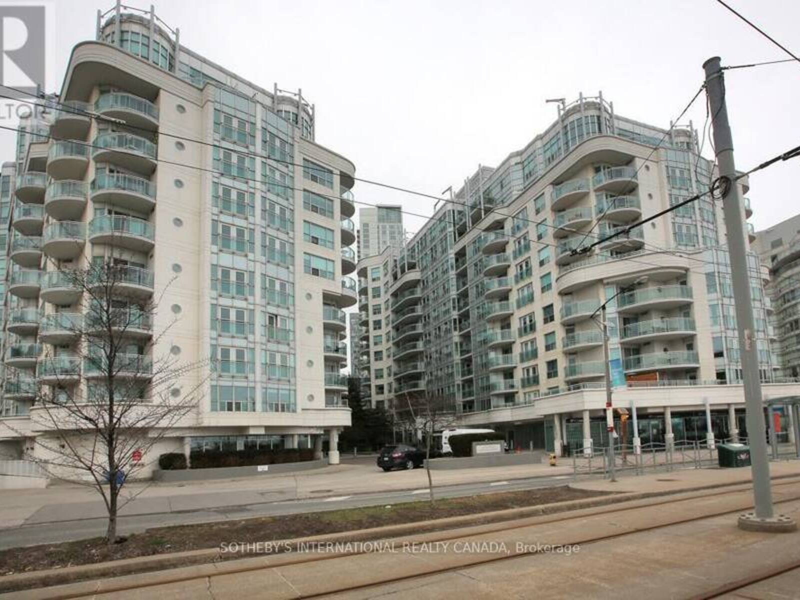 SPH22 - 600 QUEENS QUAY W, Toronto, Ontario M5V 3M3