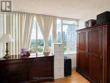 1601 - 55 ELM DRIVE W | Mississauga Ontario | Slide Image Fifteen