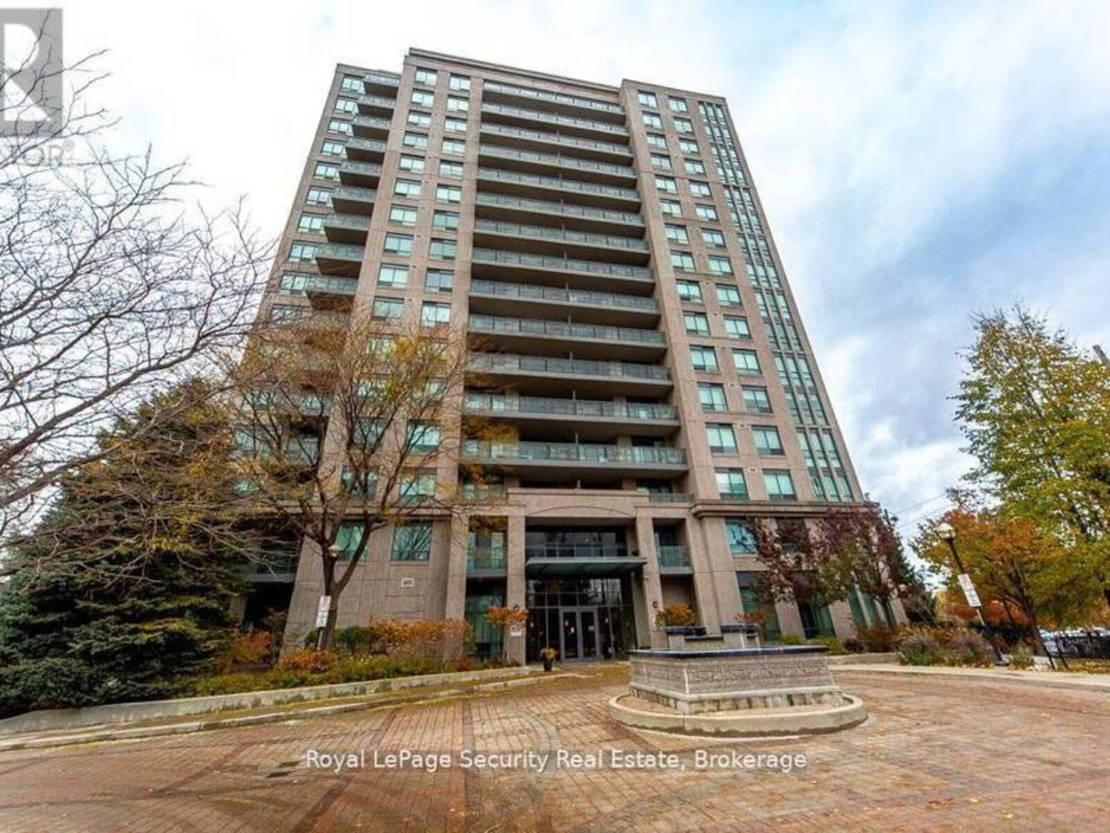 1402 - 38 FONTENAY COURT, Toronto, Ontario M9A 5H5