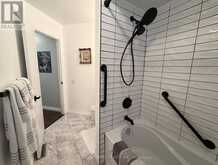 227 SILVERBIRCH BOULEVARD | Hamilton Ontario | Slide Image Eleven