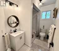 227 SILVERBIRCH BOULEVARD | Hamilton Ontario | Slide Image Nine