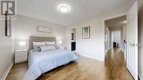60 NOTTINGHAM DRIVE | Richmond Hill Ontario | Slide Image Seventeen