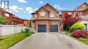 60 NOTTINGHAM DRIVE | Richmond Hill Ontario | Slide Image One