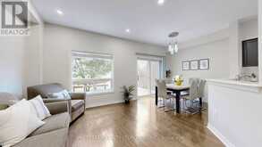 60 NOTTINGHAM DRIVE | Richmond Hill Ontario | Slide Image Six