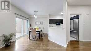 60 NOTTINGHAM DRIVE | Richmond Hill Ontario | Slide Image Eight