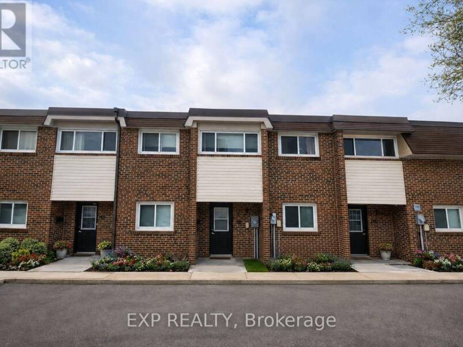 111 - 55 GODSTONE ROAD, Toronto, Ontario M2J 3C8