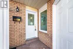 237 BUFFORD DRIVE | Brampton Ontario | Slide Image Three