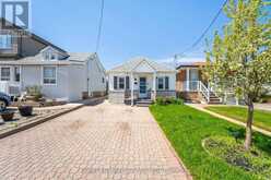 71 BELAND AVENUE N | Hamilton Ontario | Slide Image Two